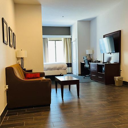 Comfort Suites Plymouth Near Us-30 Kültér fotó