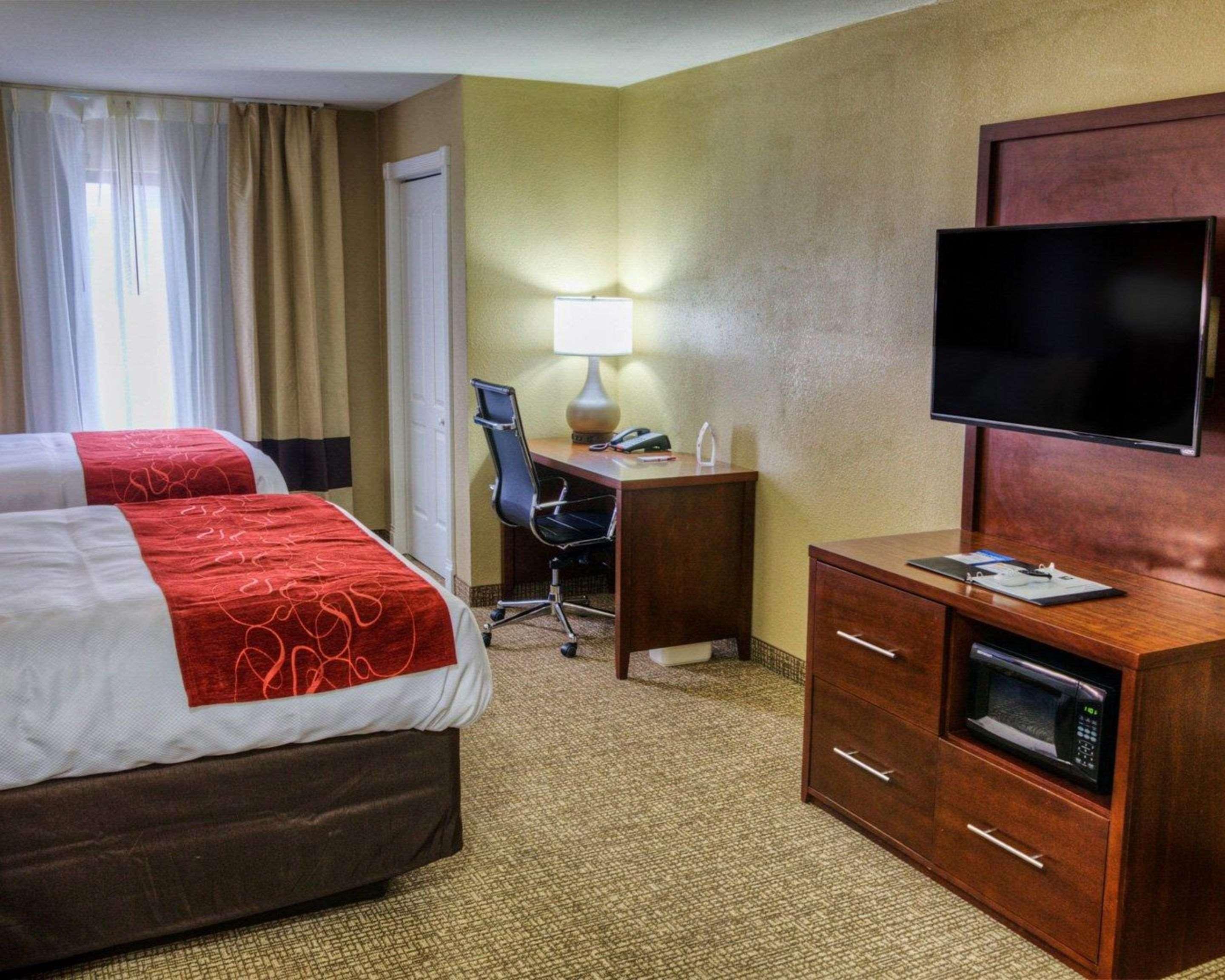 Comfort Suites Plymouth Near Us-30 Kültér fotó