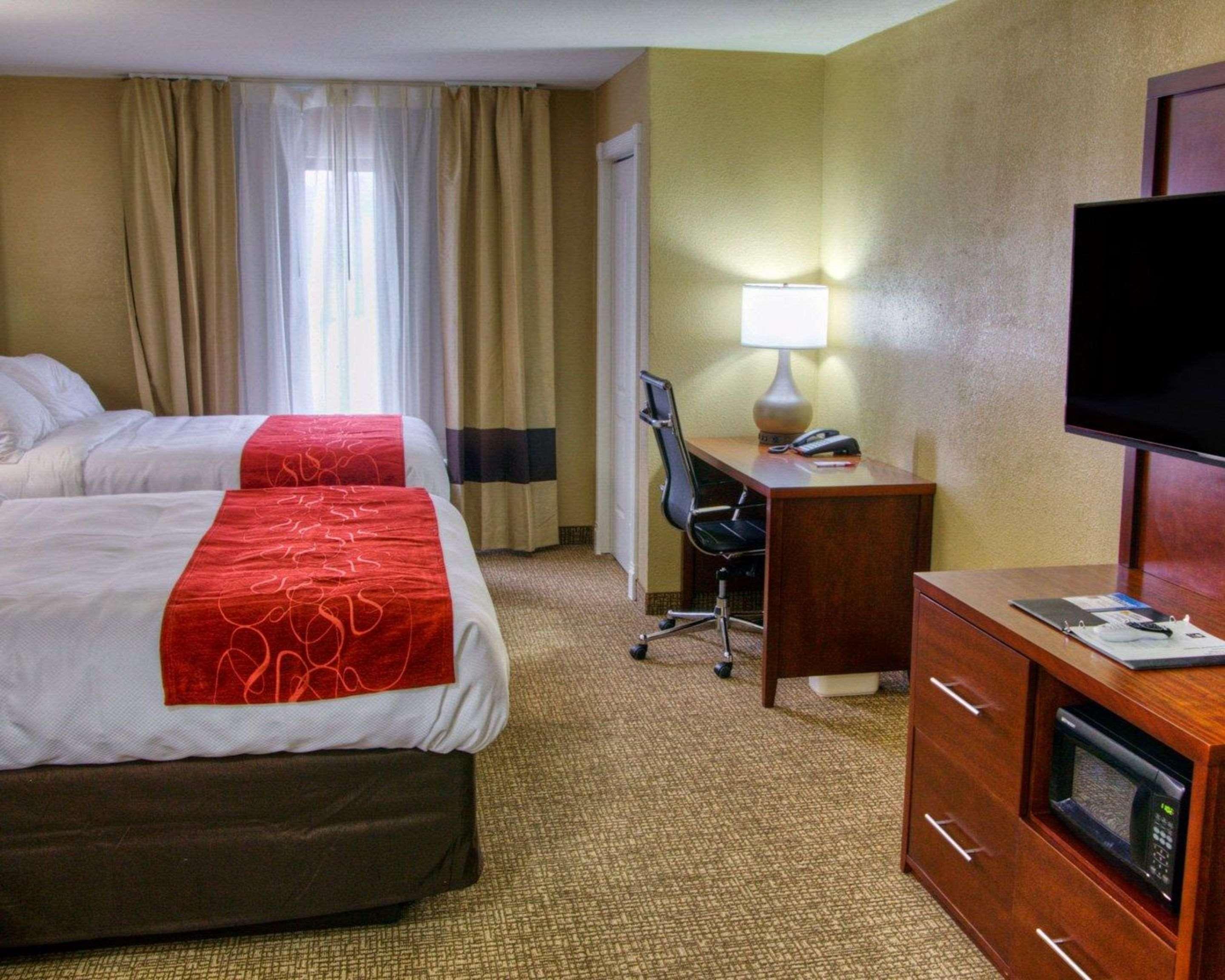 Comfort Suites Plymouth Near Us-30 Kültér fotó