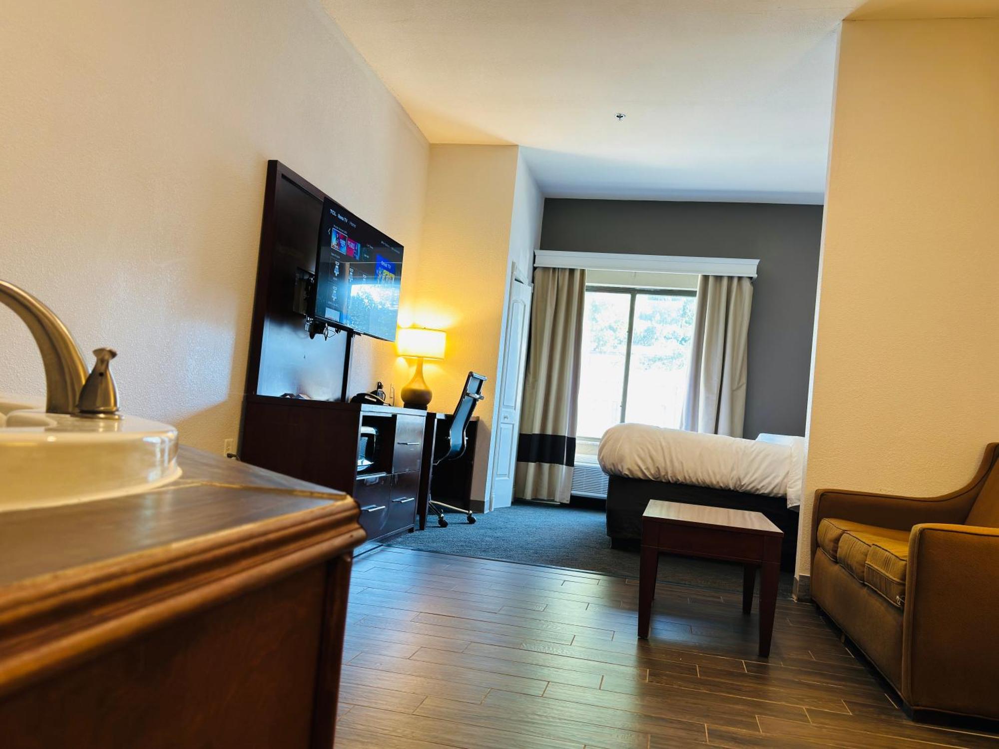 Comfort Suites Plymouth Near Us-30 Kültér fotó